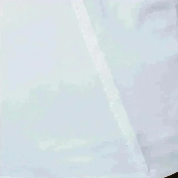 Lululemon Muscle Hustle Tee
White / Green 8 - Picture 6 of 11